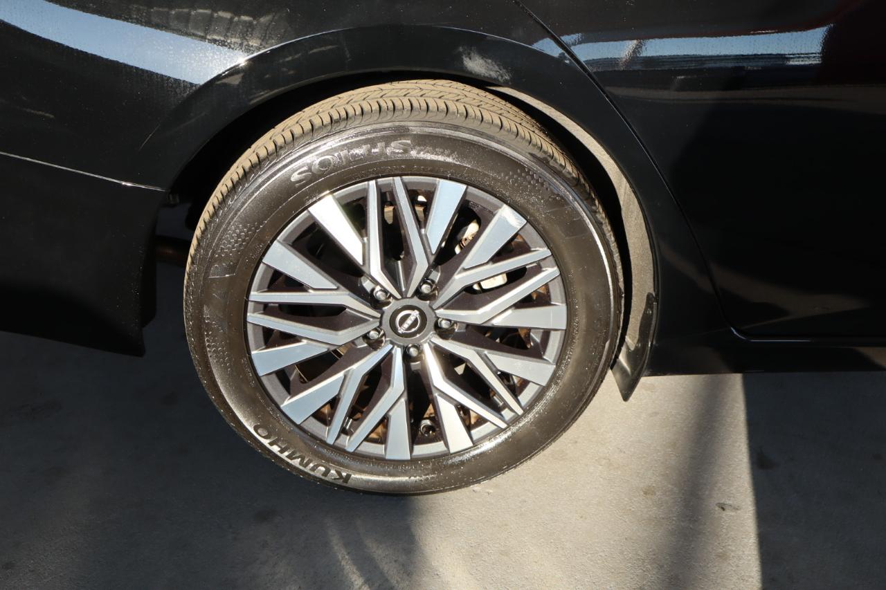 Nissan Altima 2.5 SV Sedan 2024