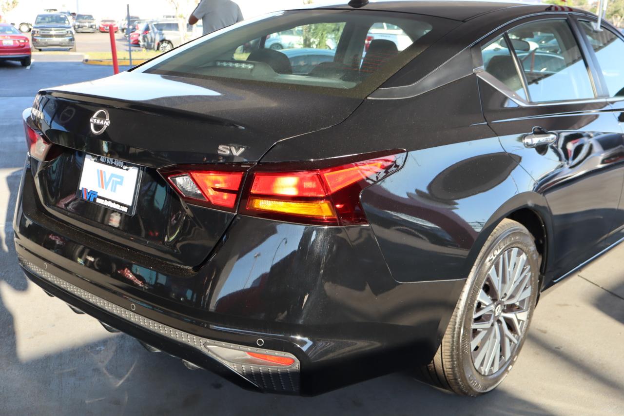 Nissan Altima 2.5 SV Sedan 2024