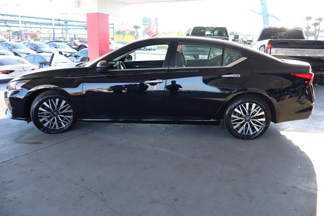 Nissan Altima 2.5 SV Sedan 2024