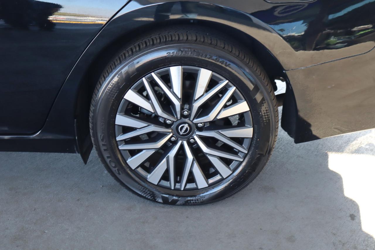 Nissan Altima 2.5 SV Sedan 2024