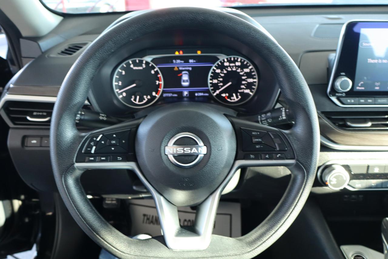 Nissan Altima 2.5 SV Sedan 2024