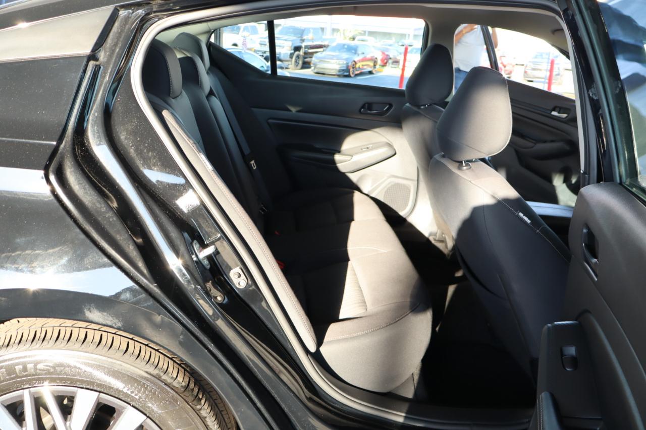 Nissan Altima 2.5 SV Sedan 2024