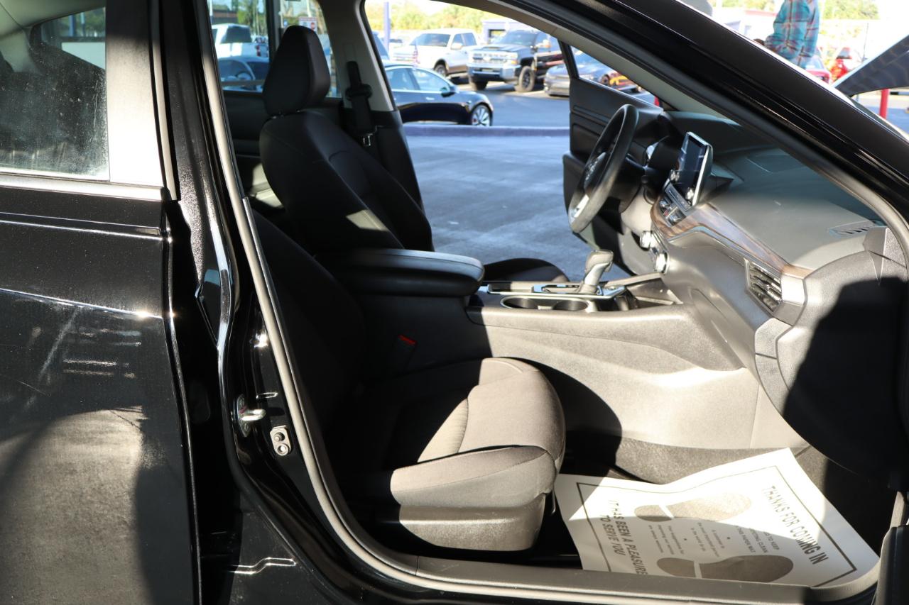 Nissan Altima 2.5 SV Sedan 2024