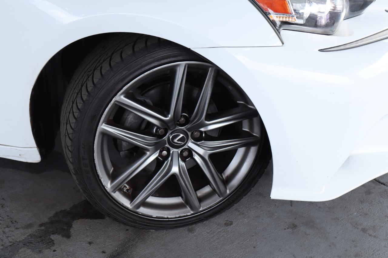 Lexus IS 250 4dr Sport Sdn RWD 2015