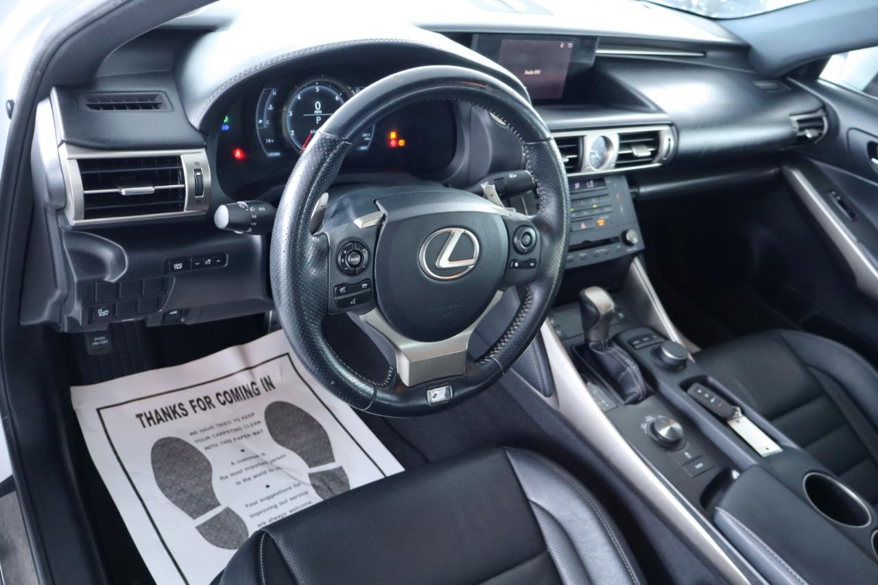 Lexus IS 250 4dr Sport Sdn RWD 2015