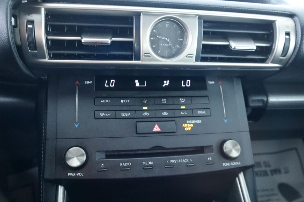 Lexus IS 250 4dr Sport Sdn RWD 2015