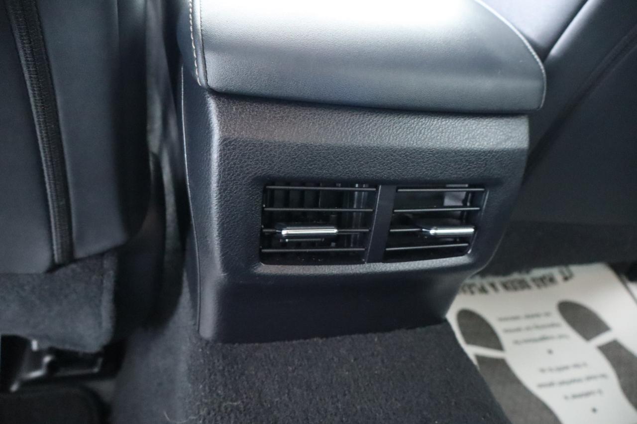 Lexus IS 250 4dr Sport Sdn RWD 2015