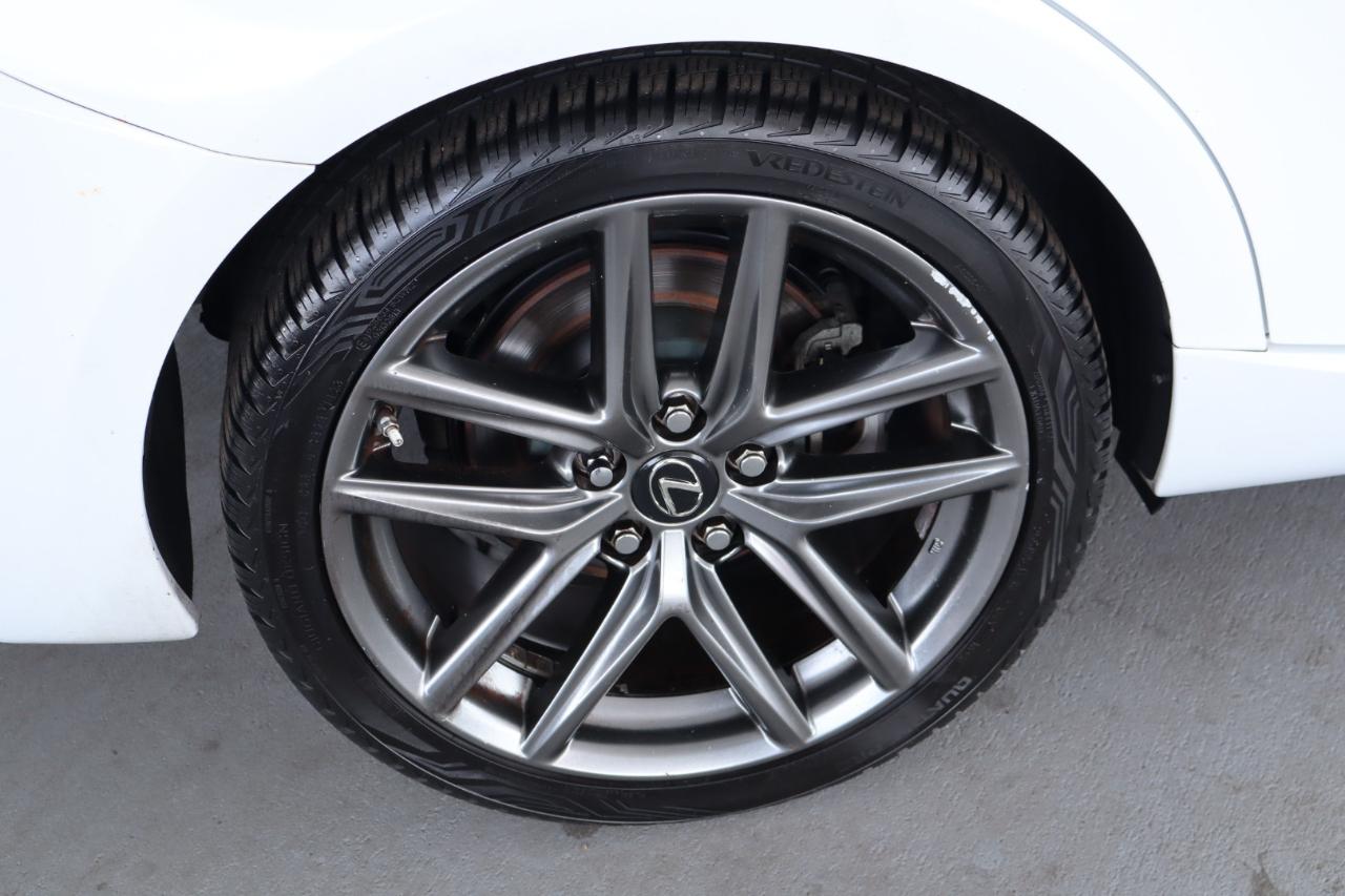 Lexus IS 250 4dr Sport Sdn RWD 2015