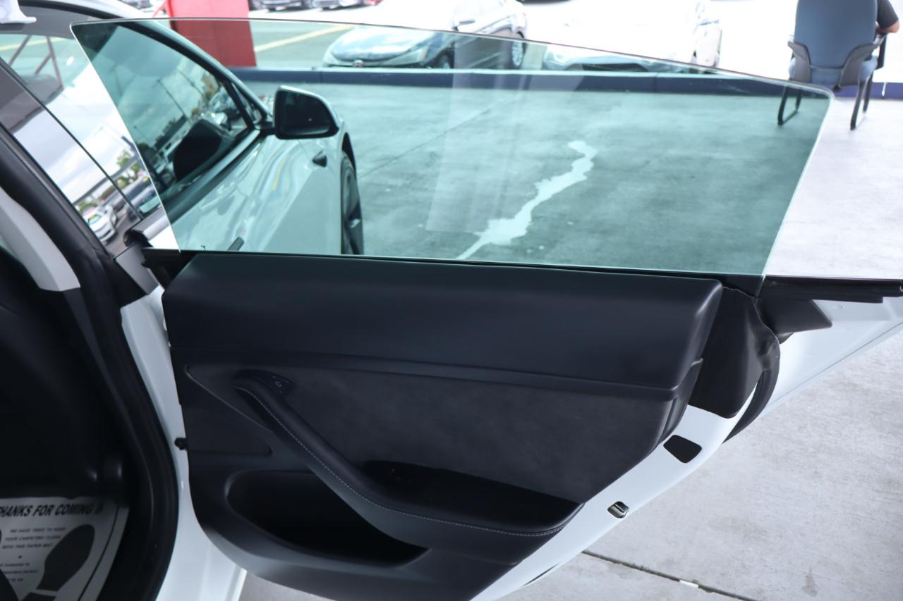 Tesla Model 3 Standard Range Plus RWD 2021