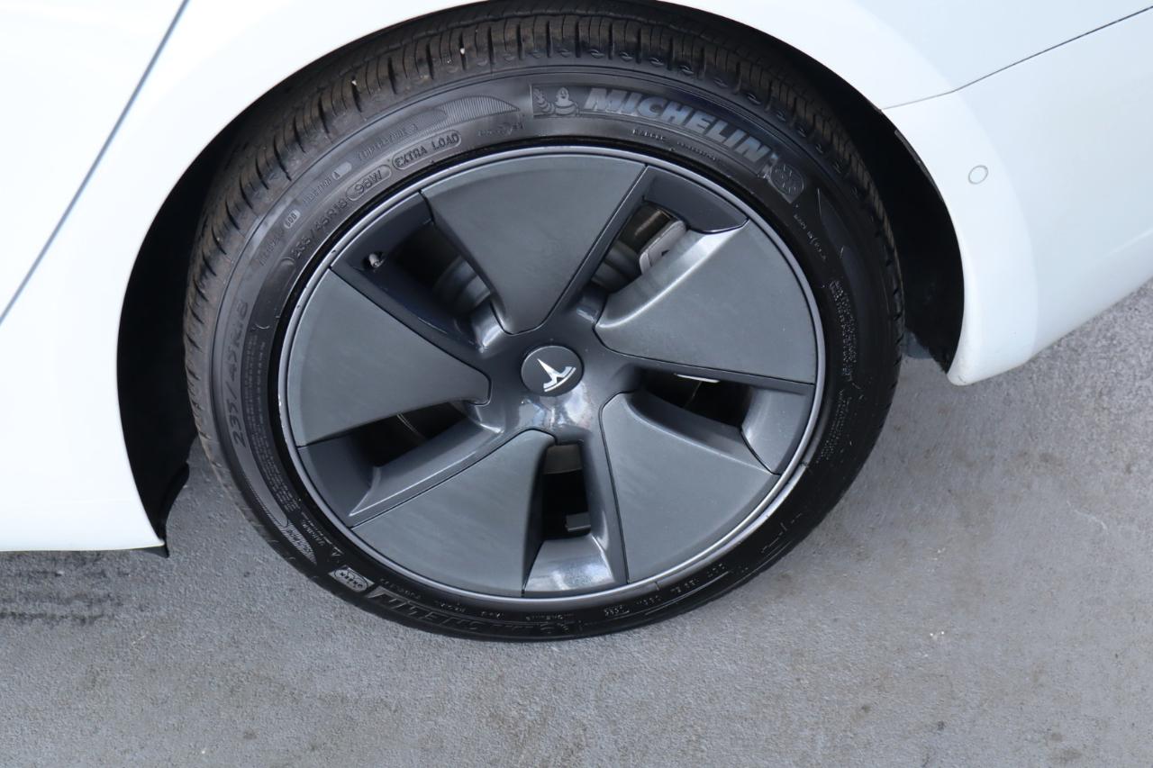 Tesla Model 3 Standard Range Plus RWD 2021