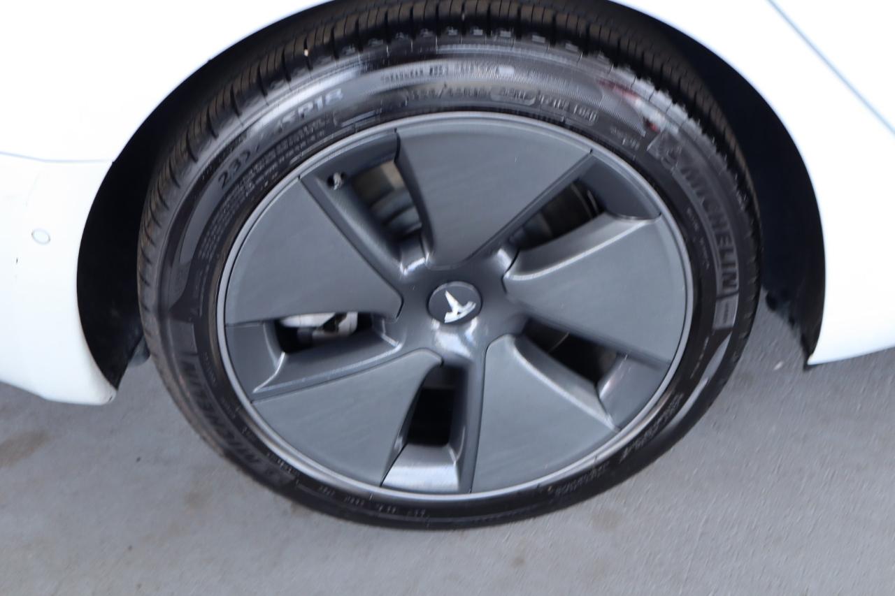 Tesla Model 3 Standard Range Plus RWD 2021