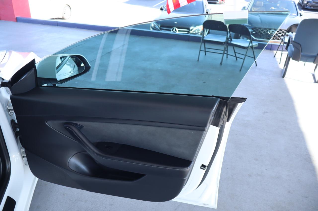 Tesla Model 3 Long Range Battery AWD 2021
