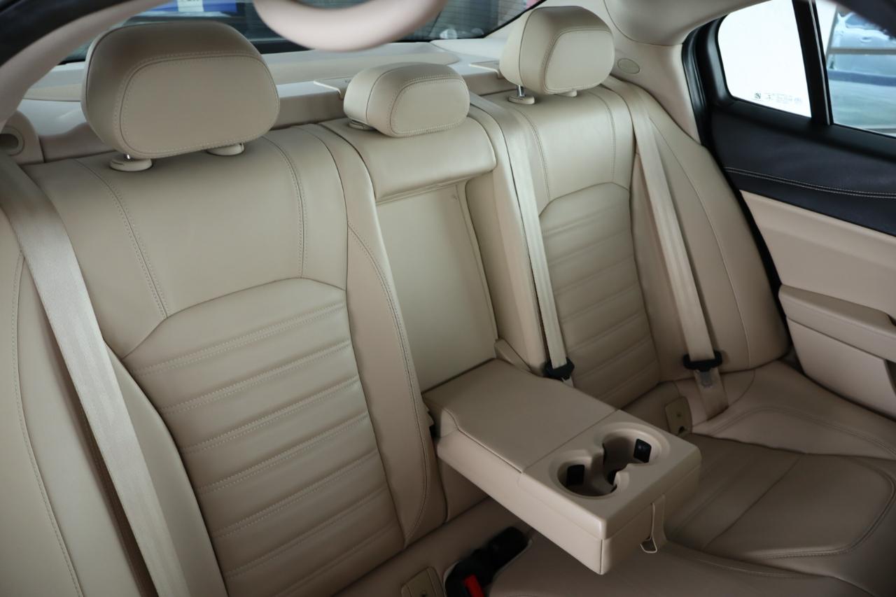 Alfa Romeo Giulia Ti RWD 2017