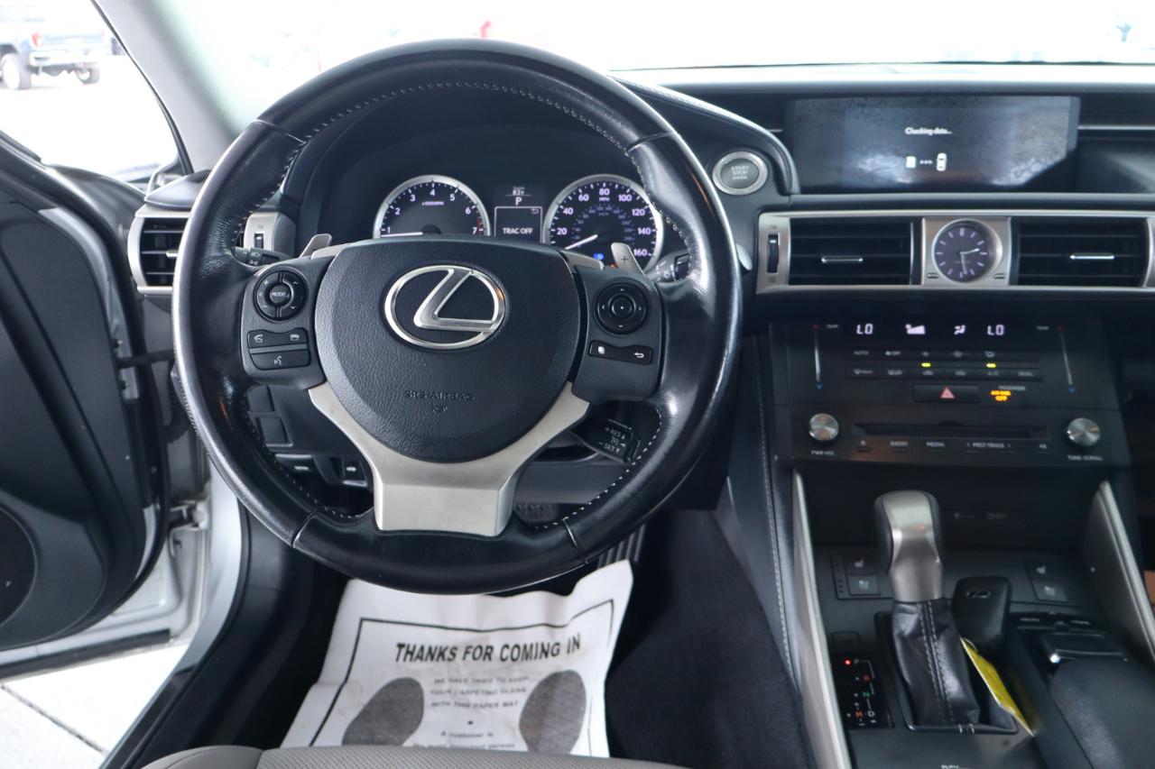 Lexus IS 250 4dr Sport Sdn AWD 2015