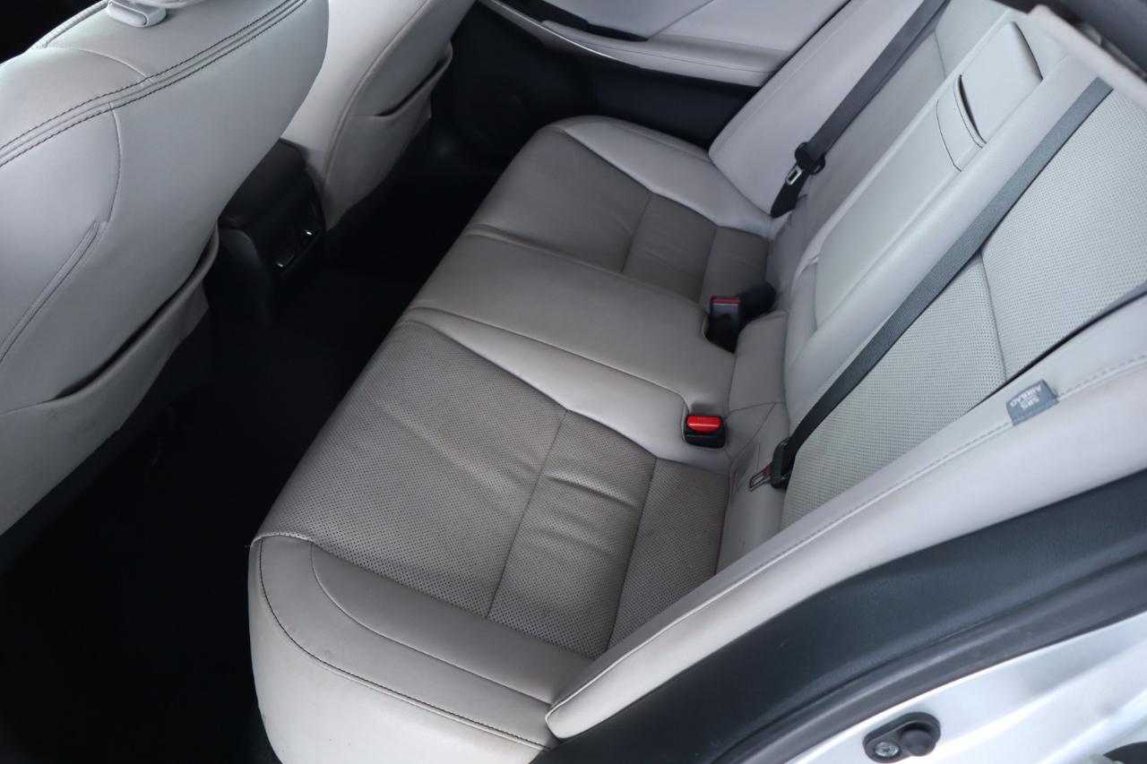 Lexus IS 250 4dr Sport Sdn AWD 2015