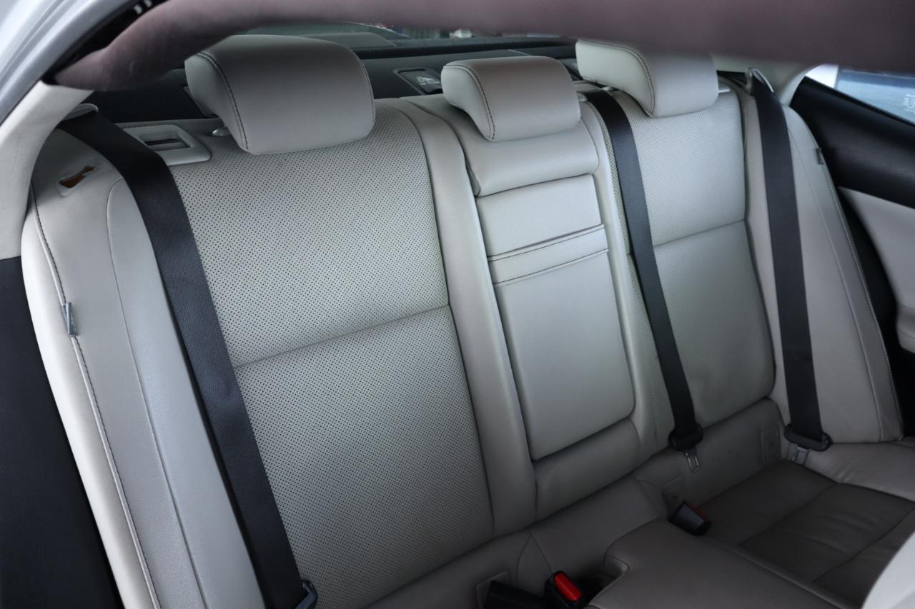 Lexus IS 250 4dr Sport Sdn AWD 2015