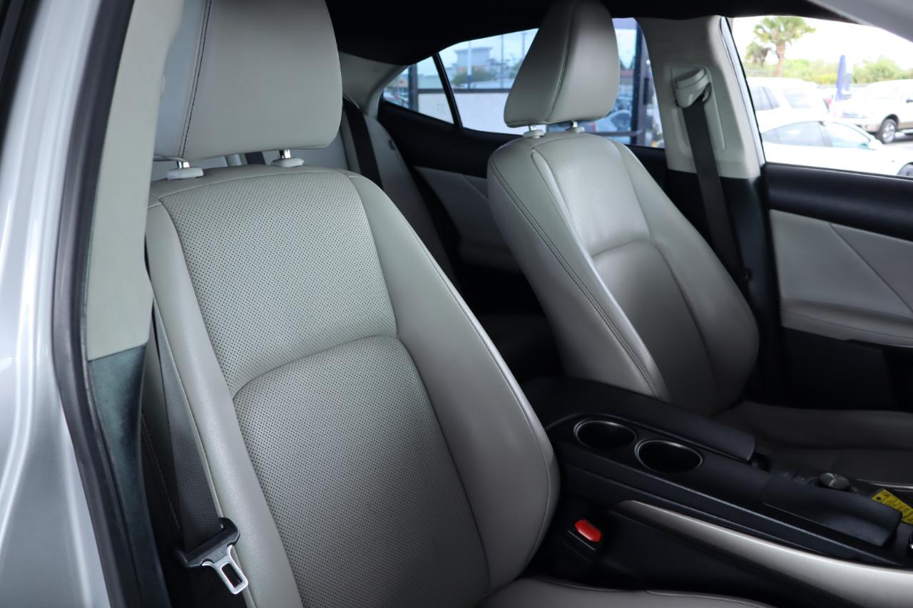 Lexus IS 250 4dr Sport Sdn AWD 2015