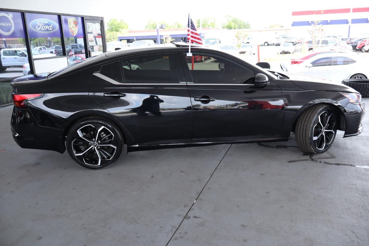 Nissan Altima 2.5 SR Sedan 2023