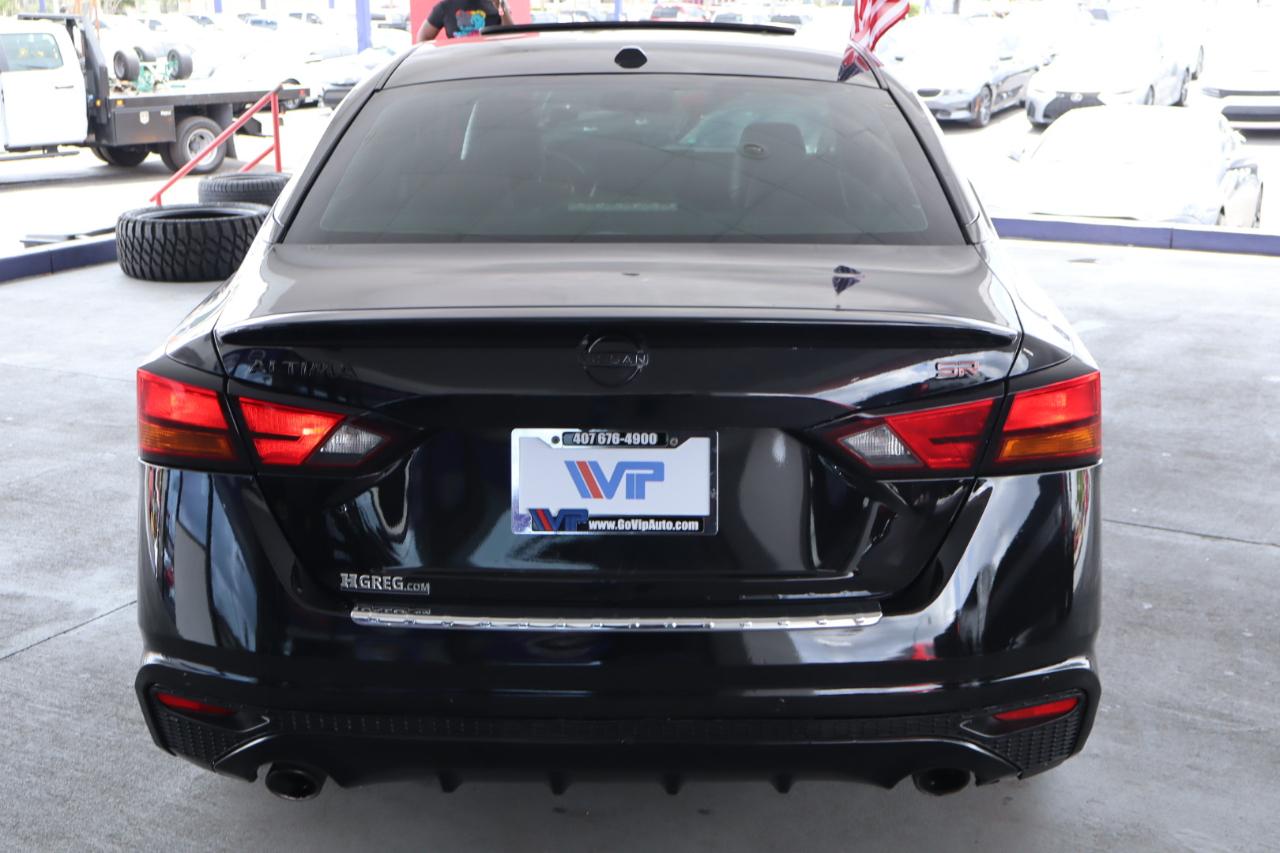 Nissan Altima 2.5 SR Sedan 2023