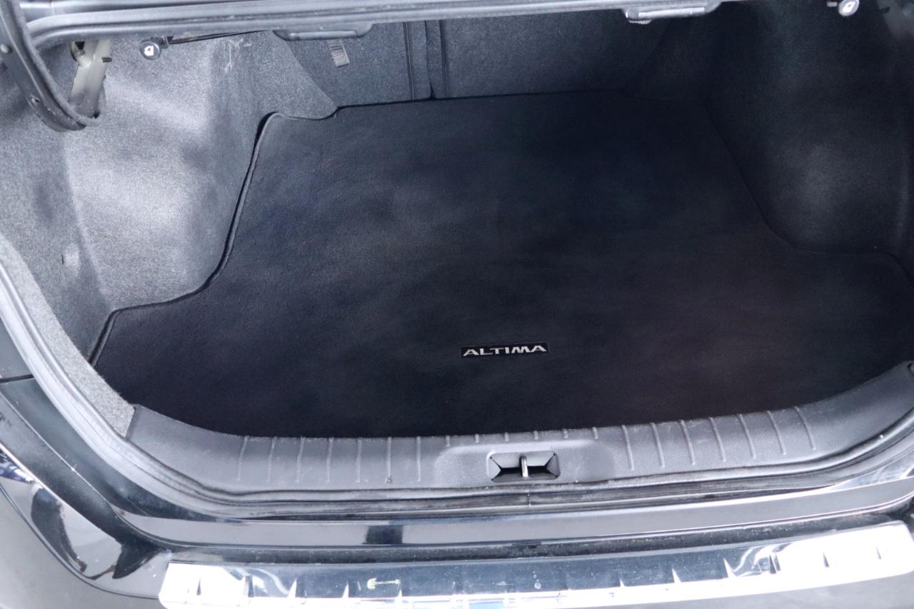 Nissan Altima 2.5 SR Sedan 2023