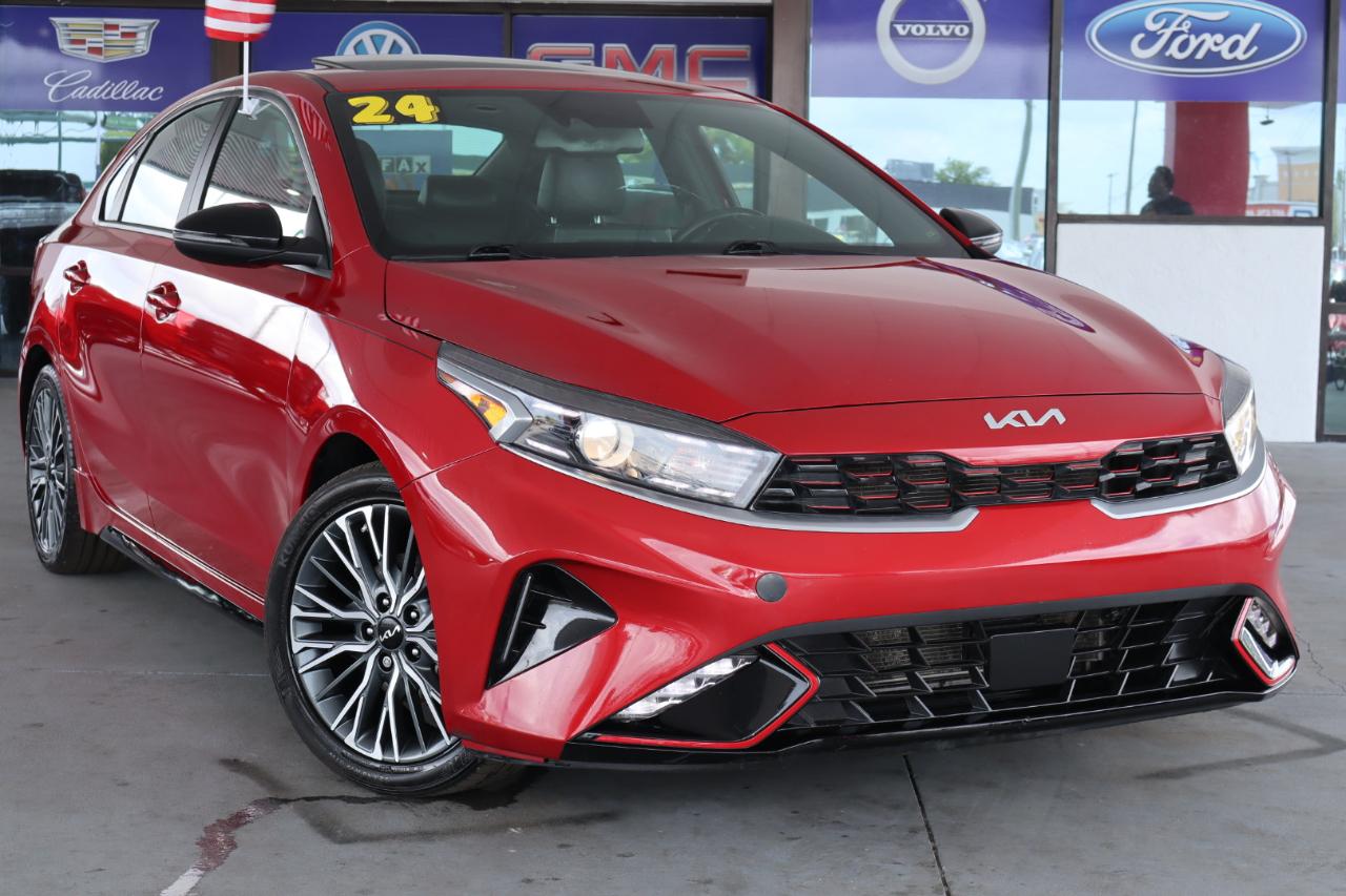 Kia Forte GT-Line IVT 2024