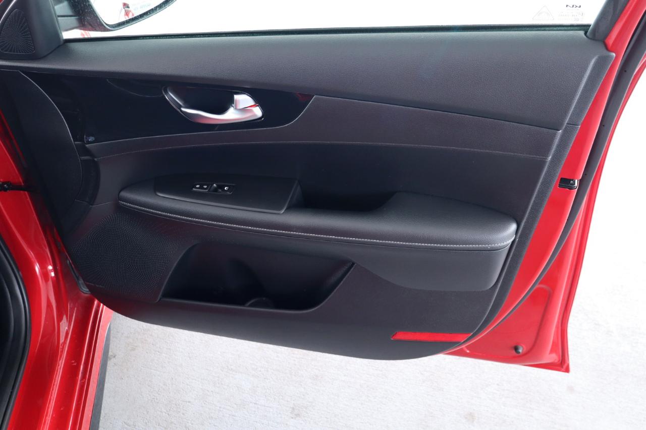 Kia Forte GT-Line IVT 2024