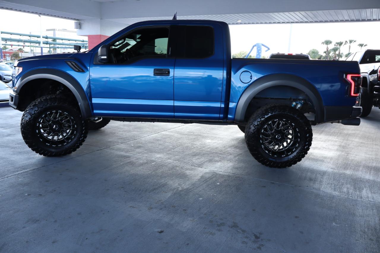 Ford F-150 Raptor 4WD SuperCab 5.5' Box 2017