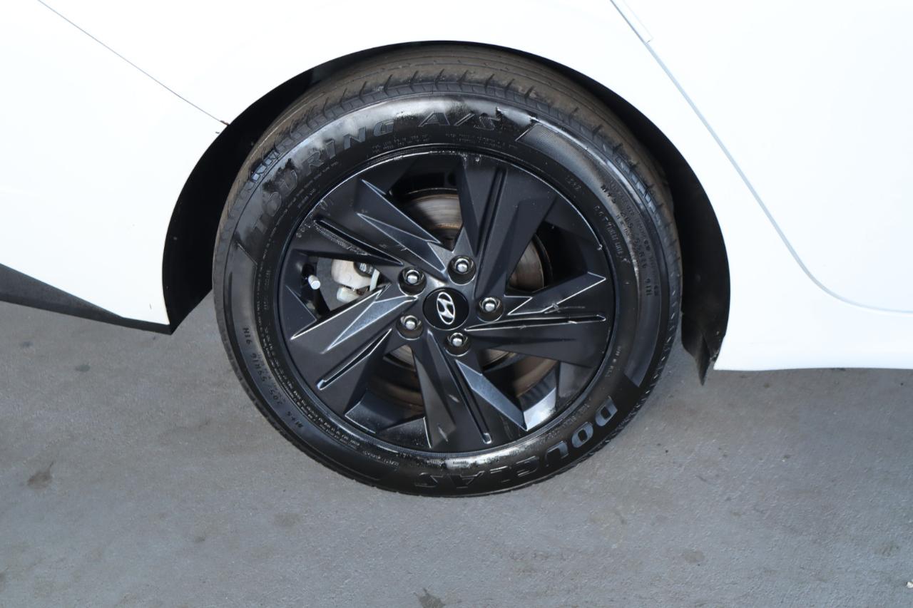 Hyundai Elantra SEL IVT *Ltd Avail* 2021