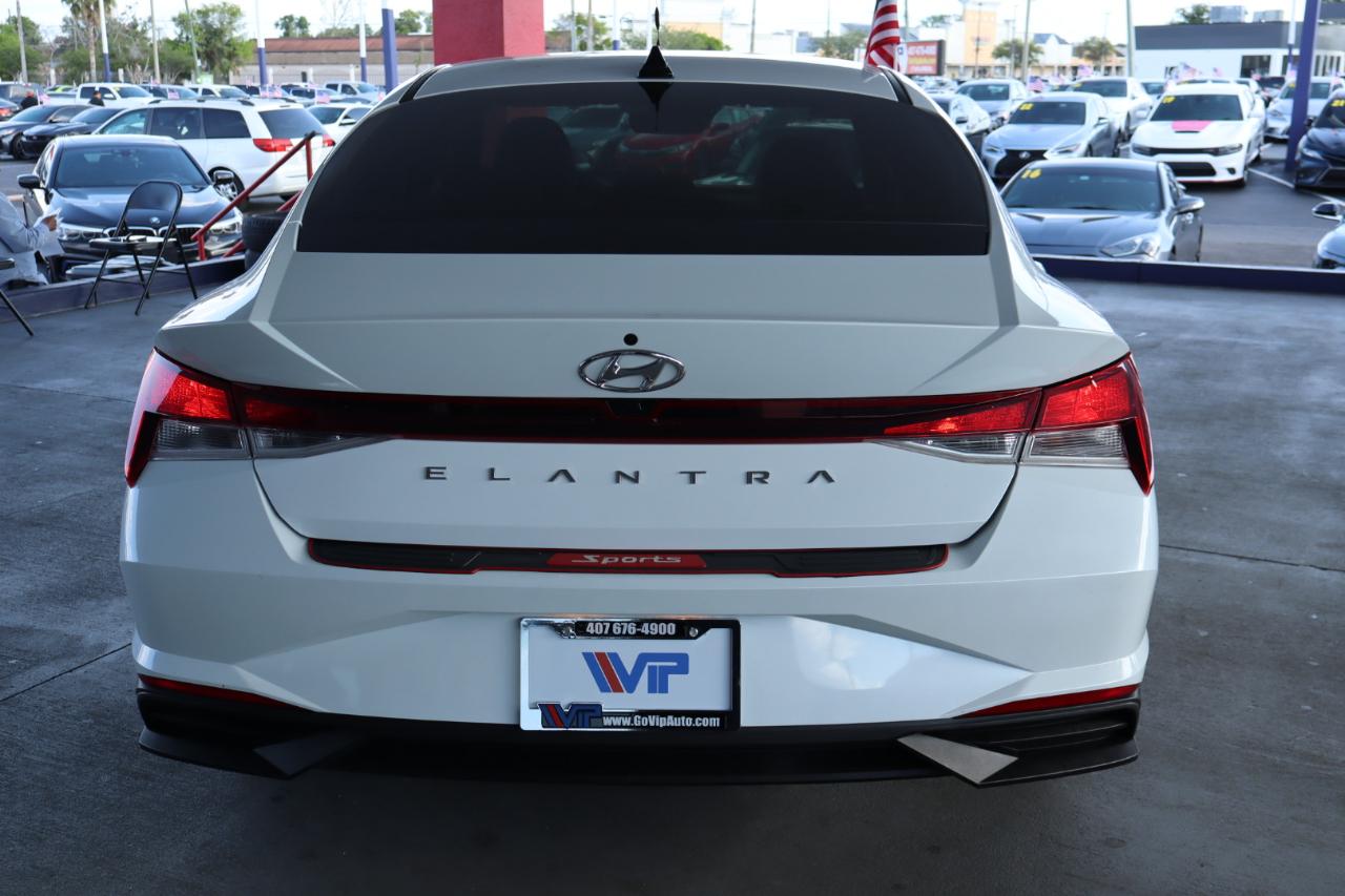 Hyundai Elantra SEL IVT *Ltd Avail* 2021