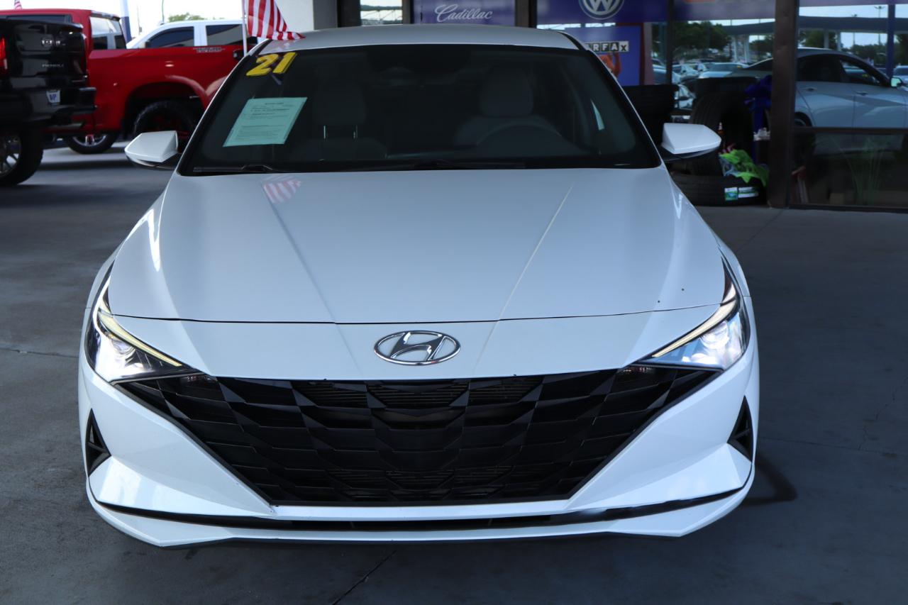 Hyundai Elantra SEL IVT *Ltd Avail* 2021