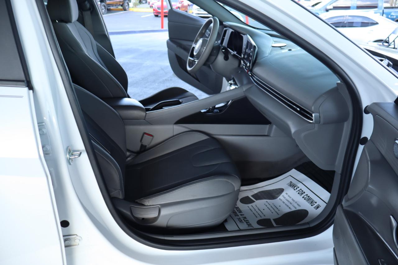 Hyundai Elantra SEL IVT *Ltd Avail* 2021