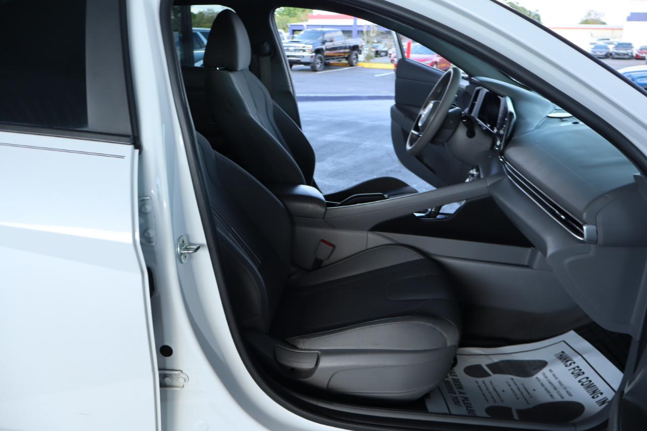 Hyundai Elantra SEL IVT *Ltd Avail* 2021