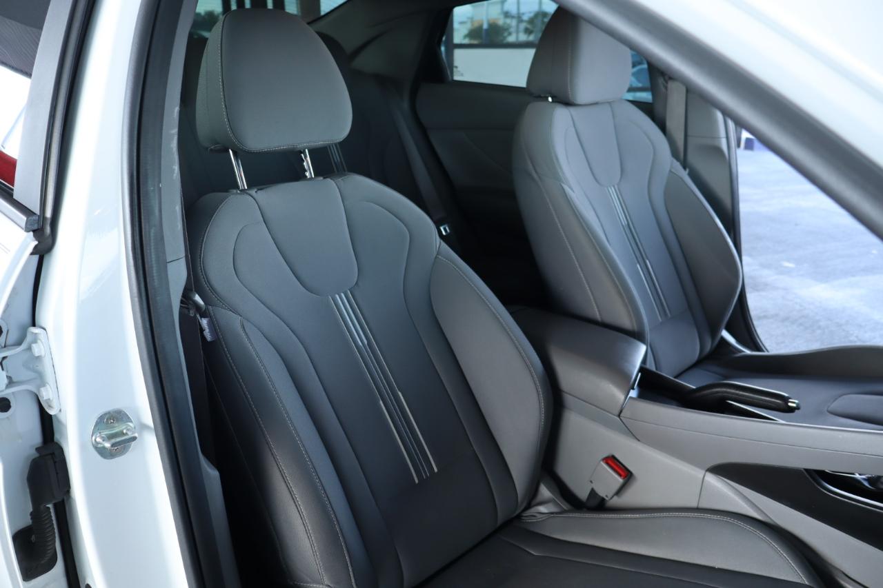 Hyundai Elantra SEL IVT *Ltd Avail* 2021