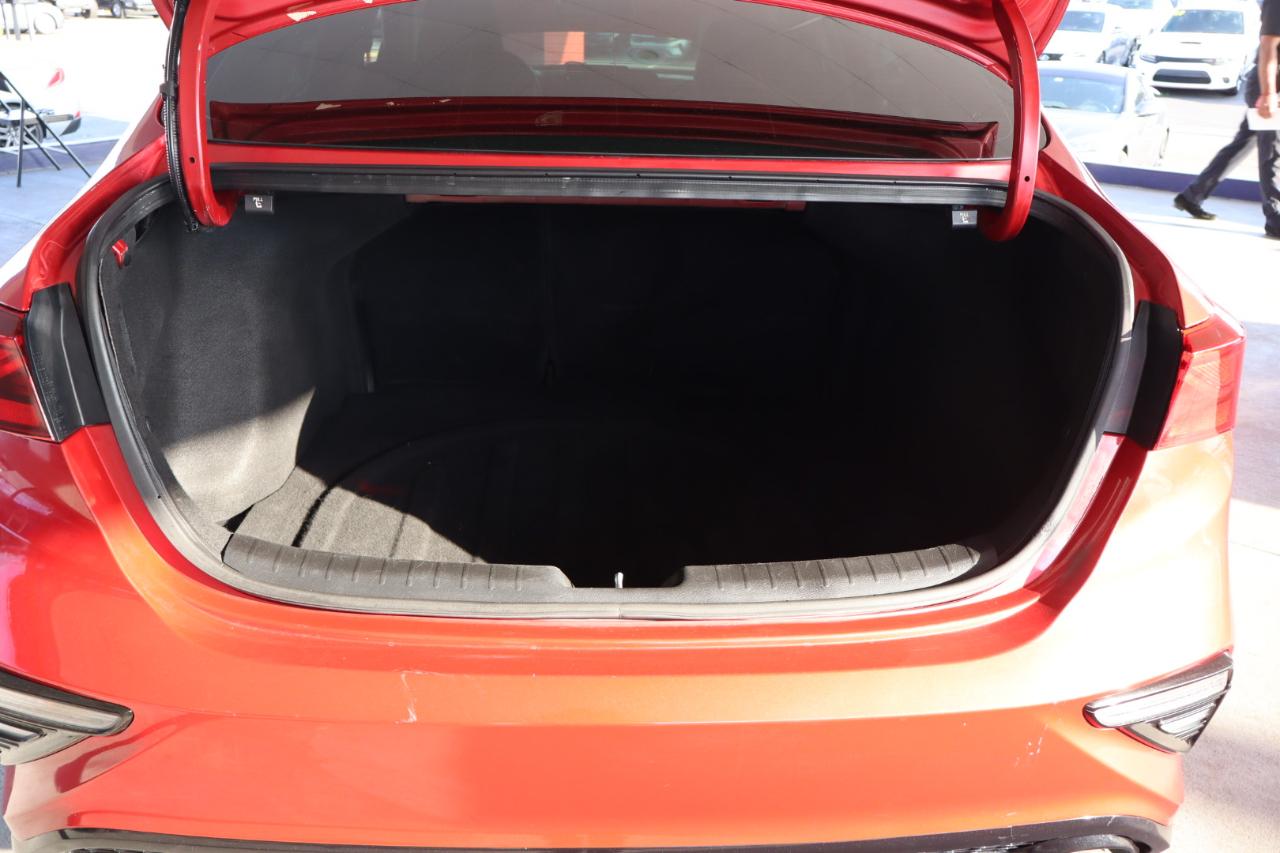 Kia Forte LXS IVT 2020