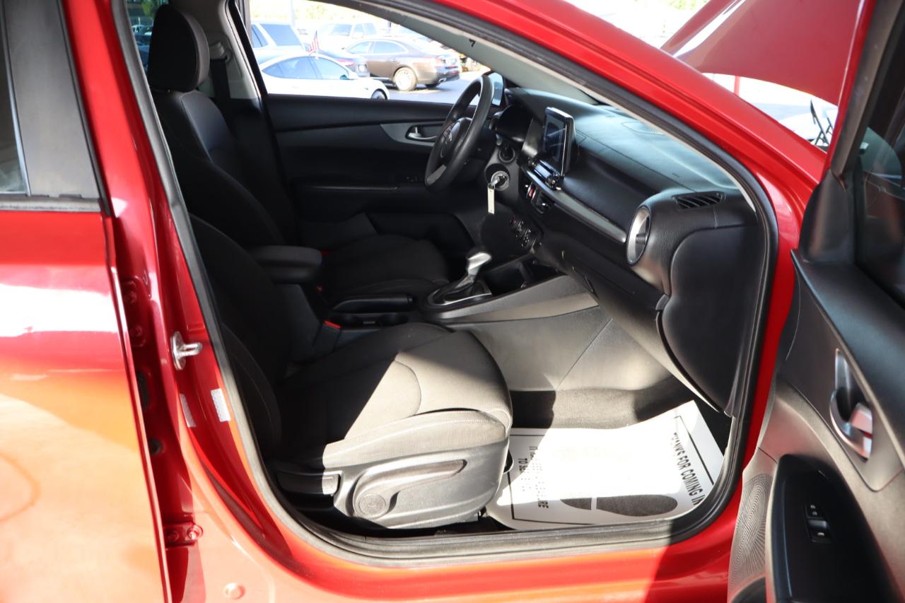 Kia Forte LXS IVT 2020