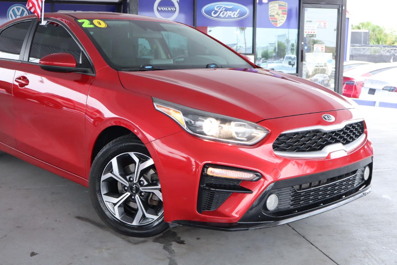 Kia Forte LXS IVT 2020