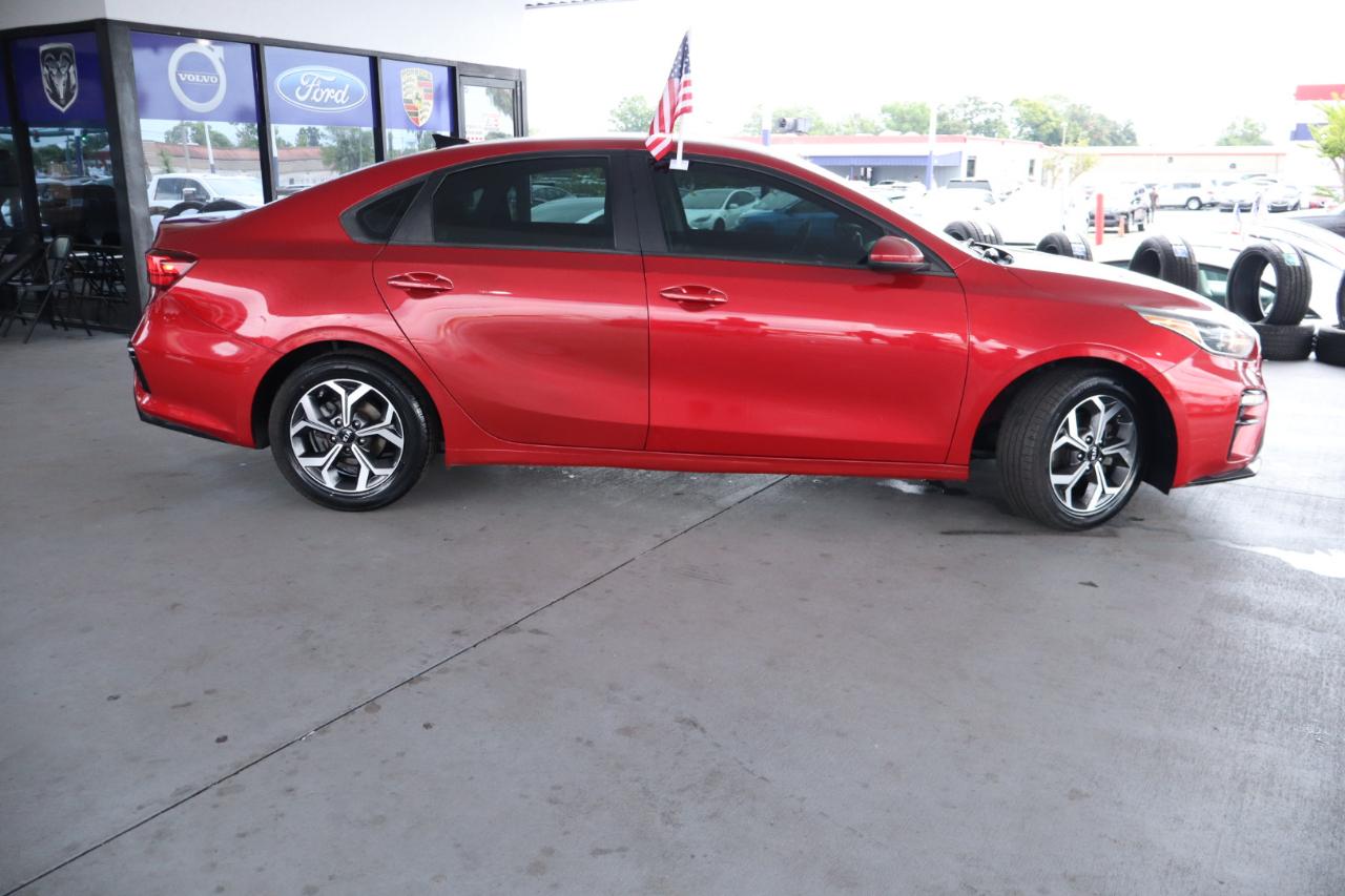 Kia Forte LXS IVT 2020