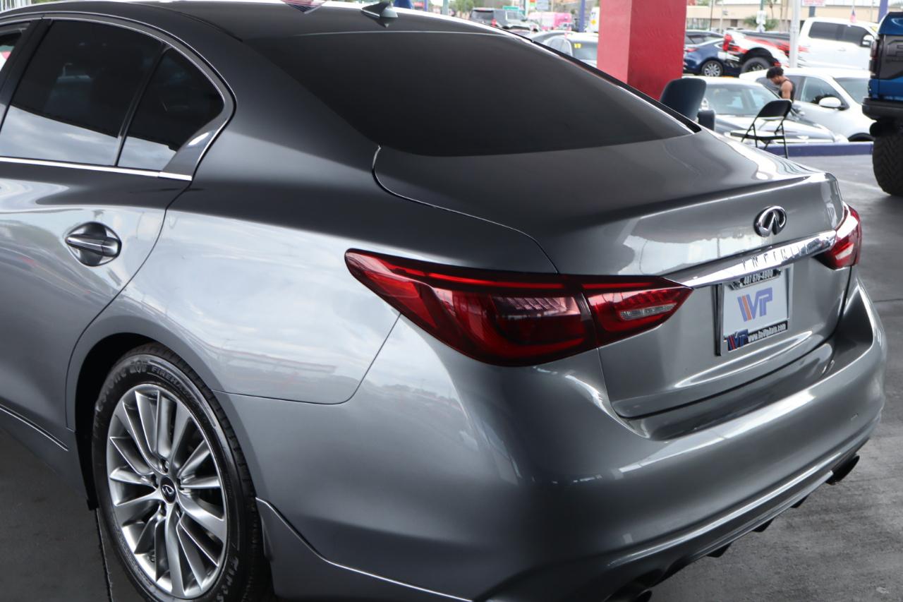 Infiniti Q50 3.0t LUXE RWD 2018