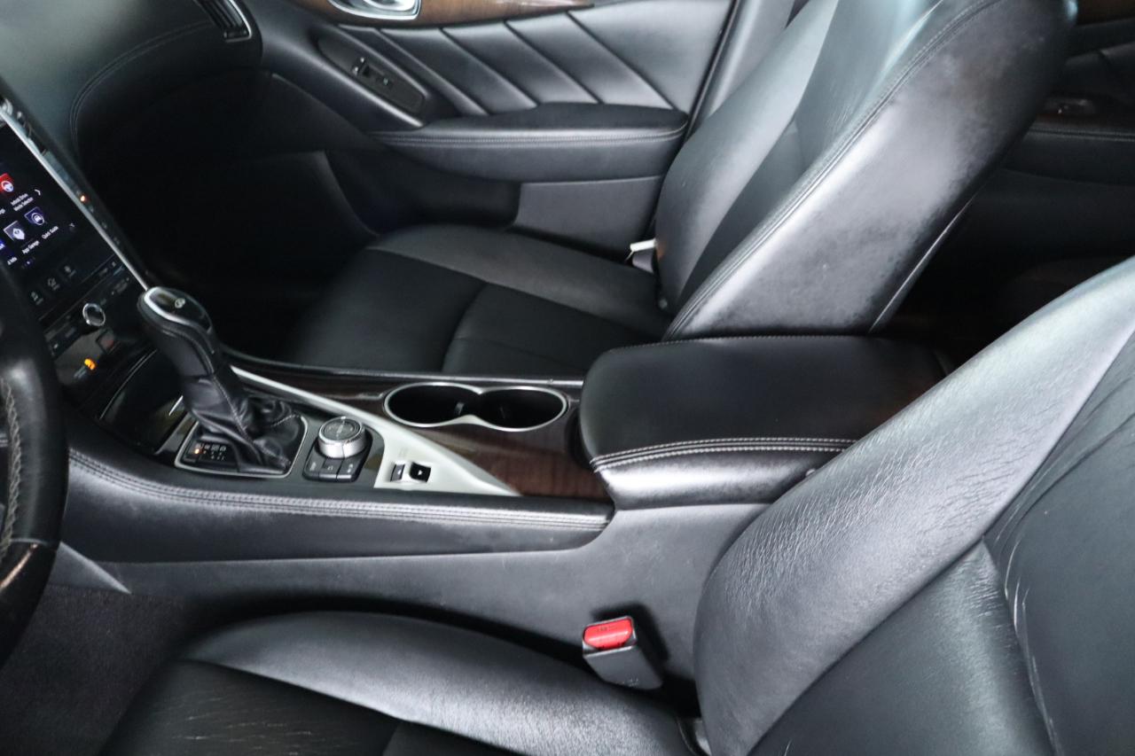 Infiniti Q50 3.0t LUXE RWD 2018