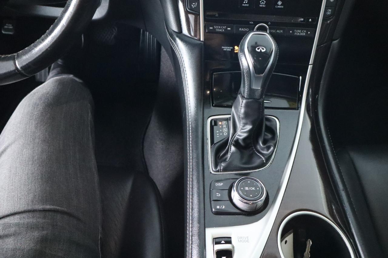 Infiniti Q50 3.0t LUXE RWD 2018