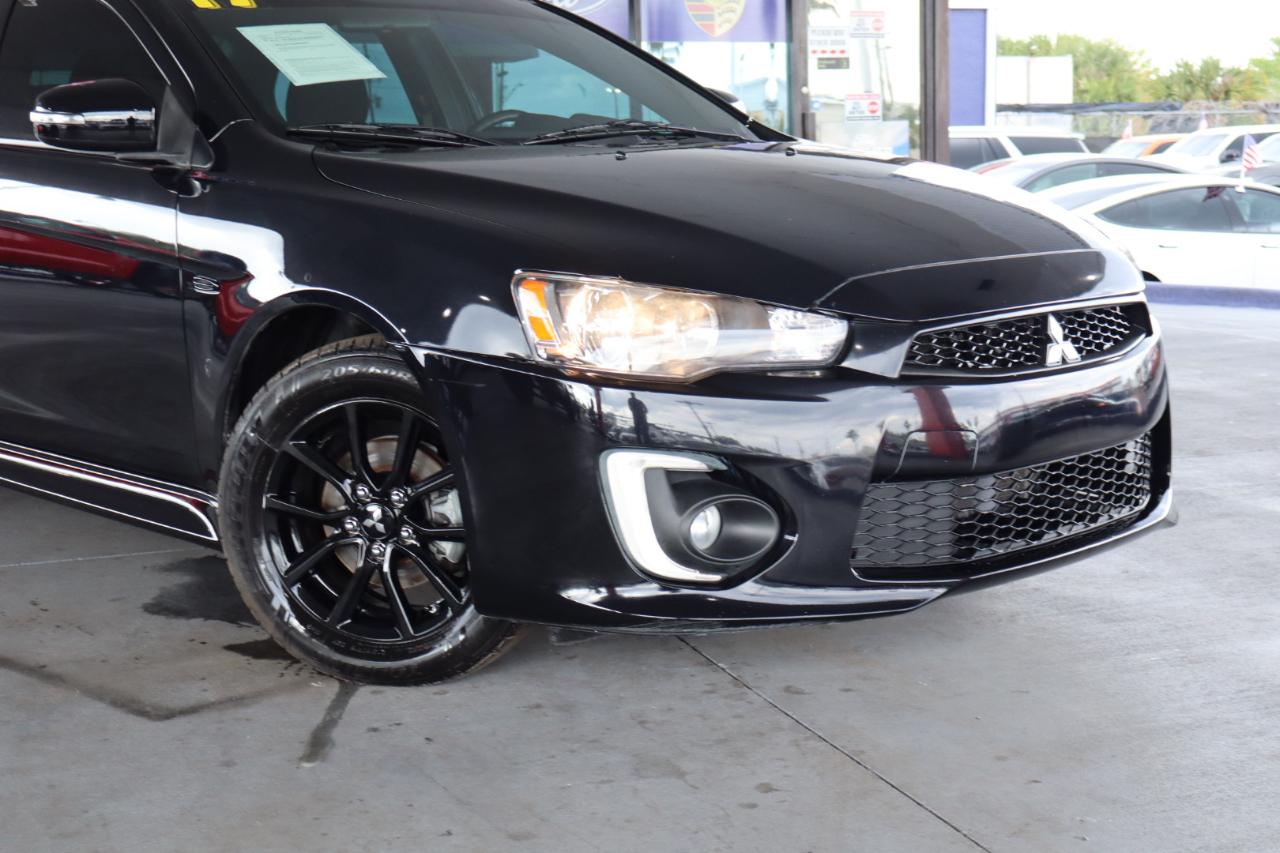 Mitsubishi Lancer  2017