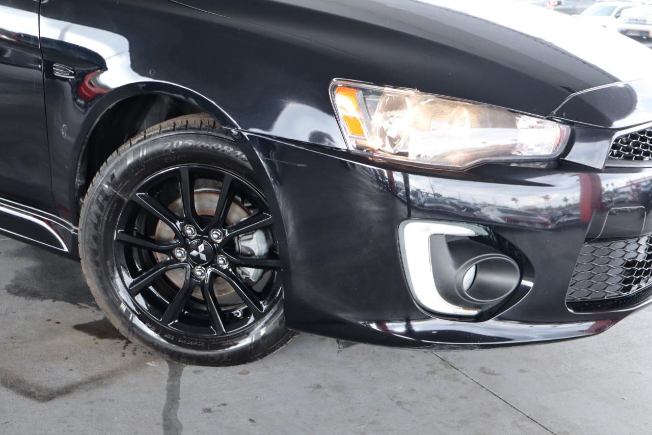 Mitsubishi Lancer  2017