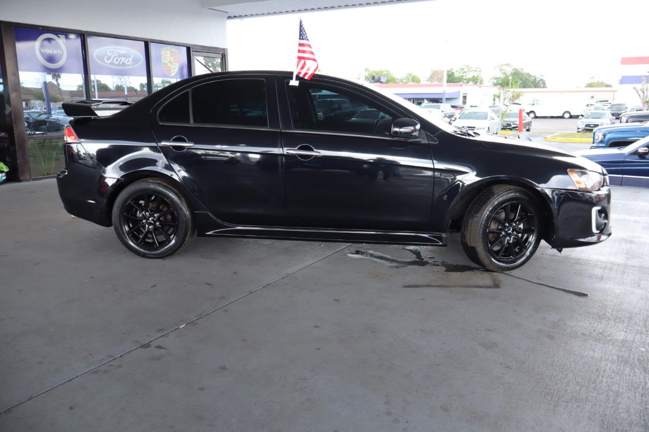 Mitsubishi Lancer  2017