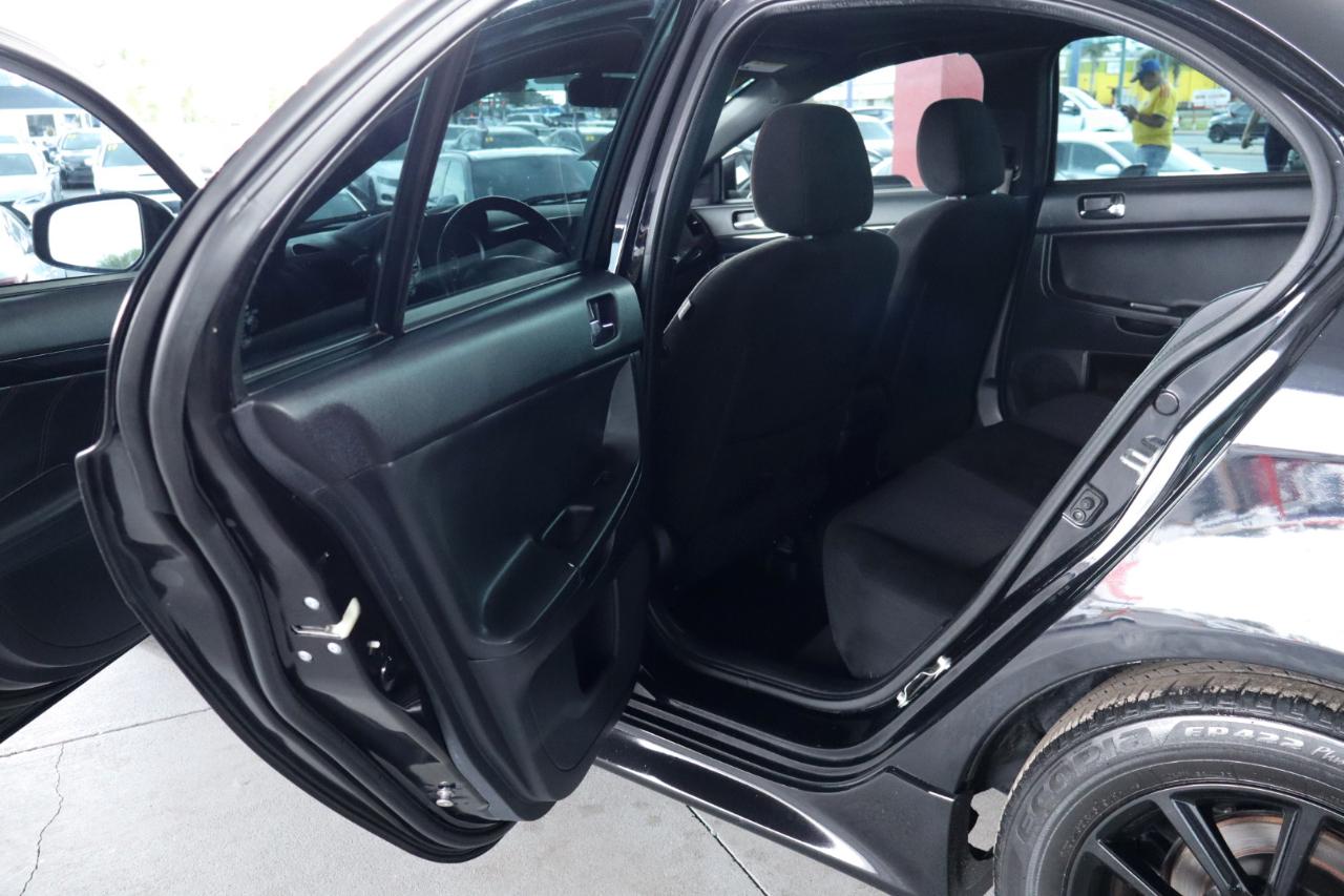 Mitsubishi Lancer  2017