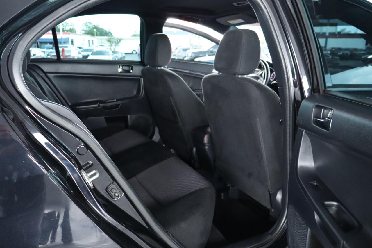 Mitsubishi Lancer  2017