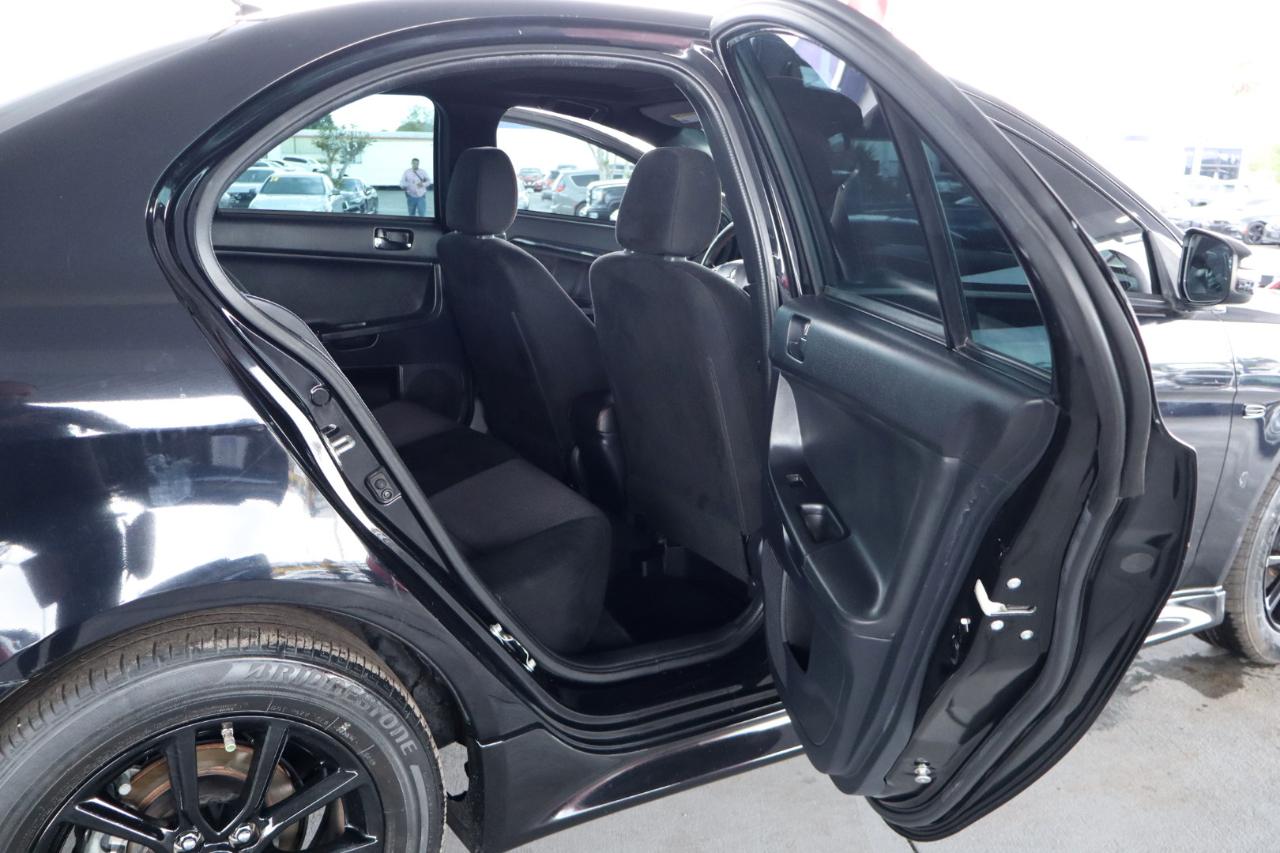 Mitsubishi Lancer  2017