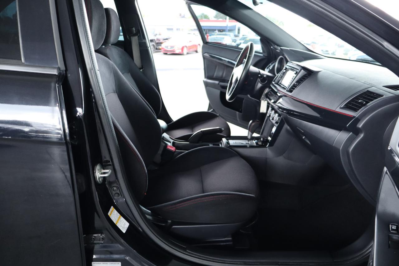 Mitsubishi Lancer  2017