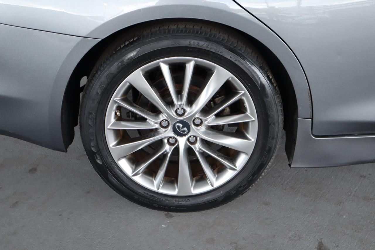 Infiniti Q50 3.0t LUXE RWD 2018