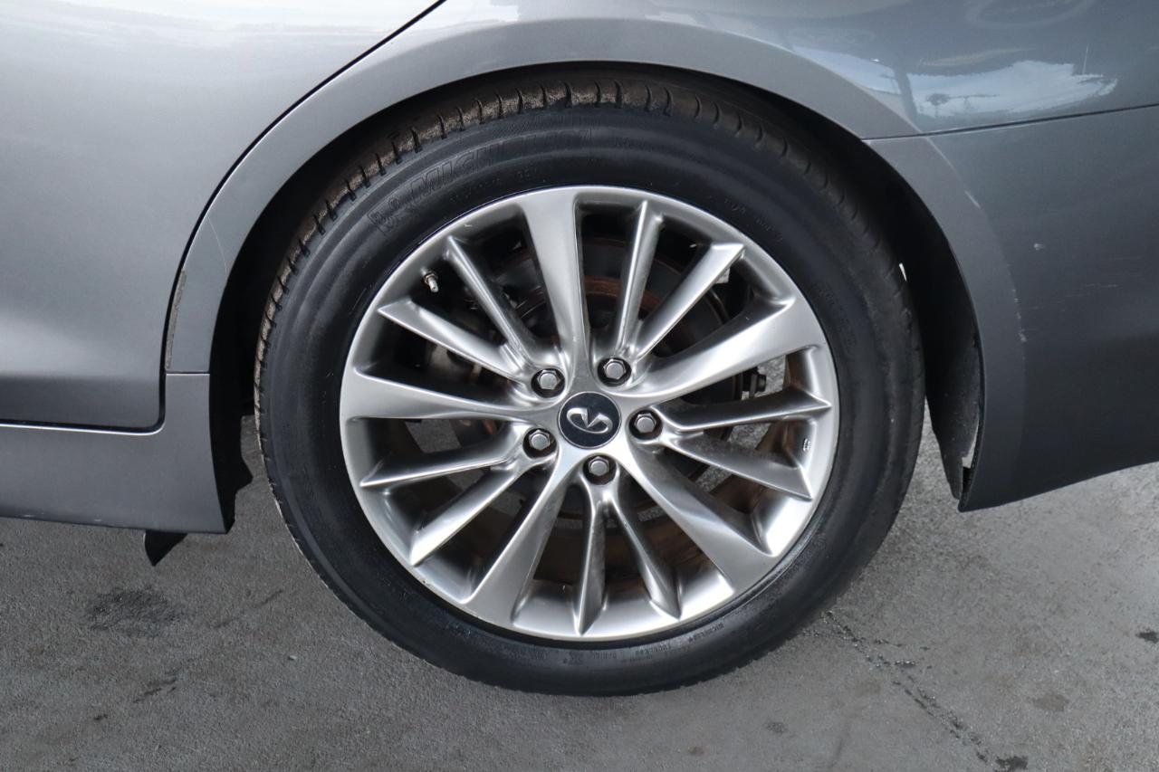 Infiniti Q50 3.0t LUXE RWD 2018