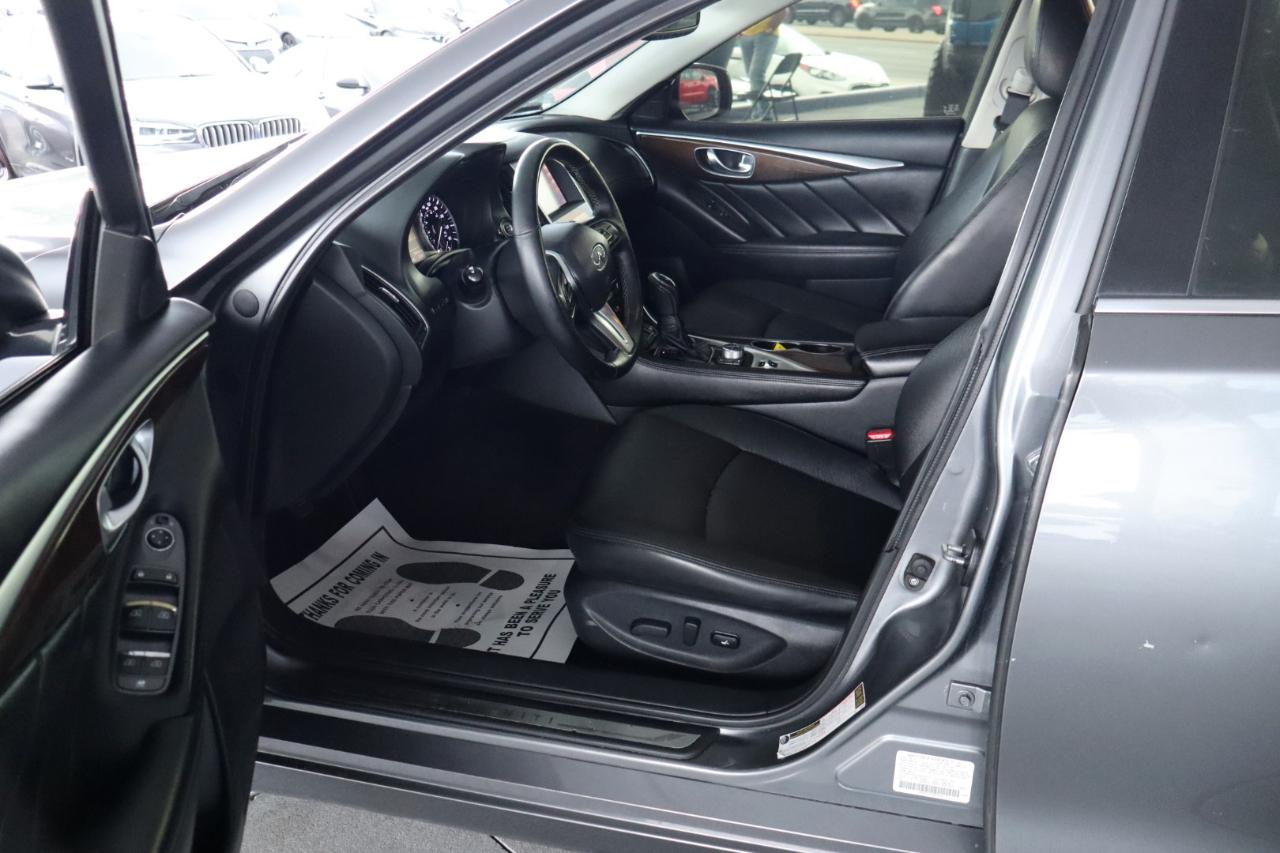 Infiniti Q50 3.0t LUXE RWD 2018